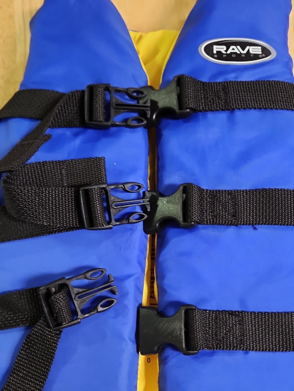 RAVE Sports Youth Life Vest Jacket Type III PFD 50-90 lbs Model 1701Y - Picture 3 of 6
